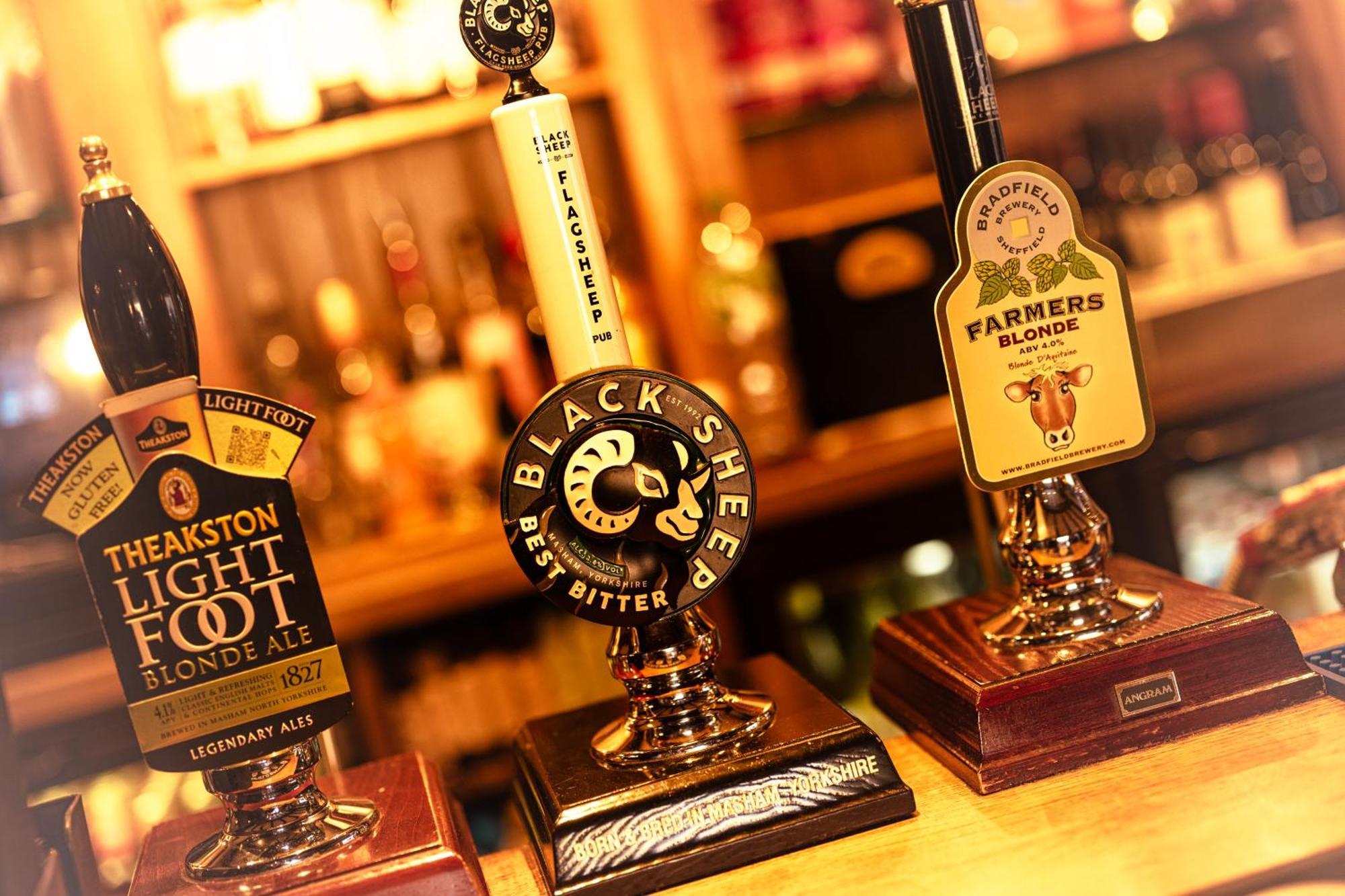 The Fairfax Arms Hotel Gilling East Eksteriør billede